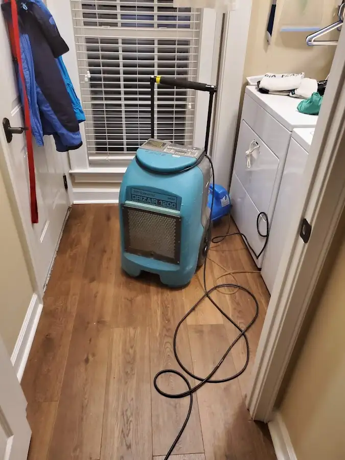Commercial dehumidifier deployed for Crawl Space Restoration in Panama City Beach